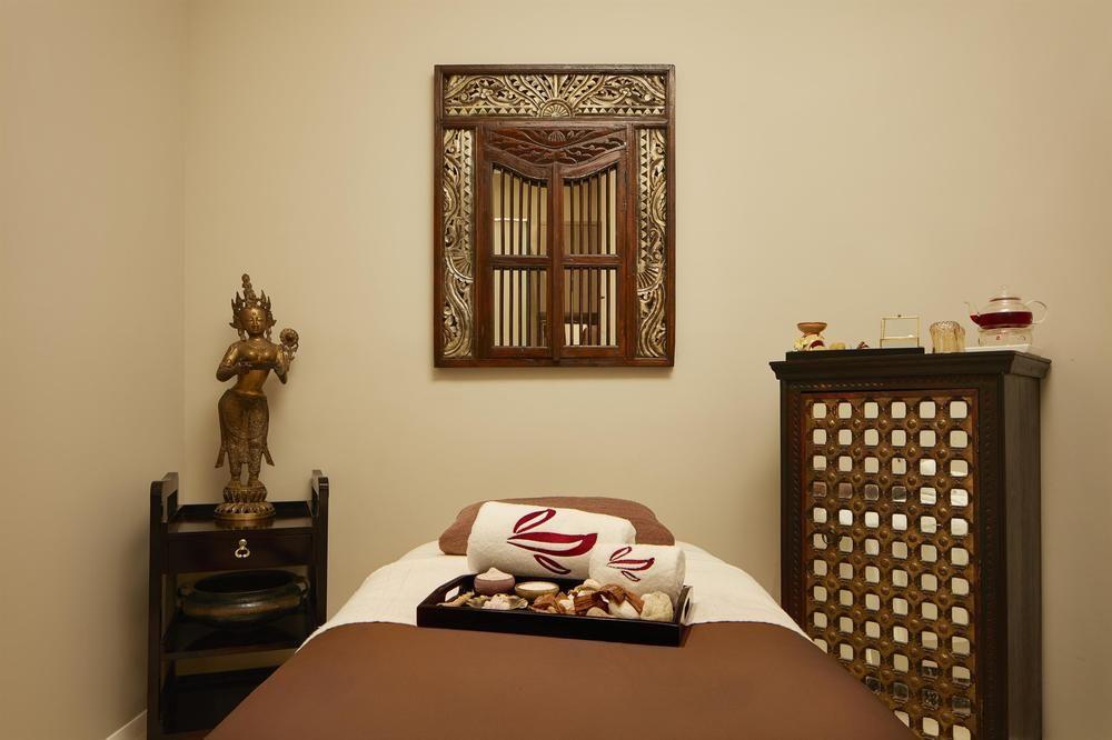 เลอ เมริเดียน ไซเบอร์พอร์ต โรงแรม 5*
